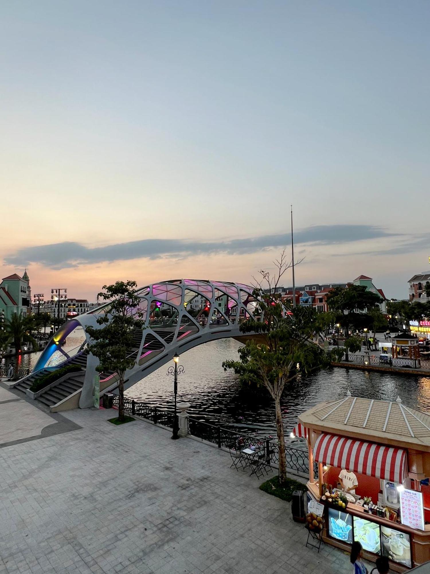 Legacy Hotel - Grand World Phu Quoc Buitenkant foto