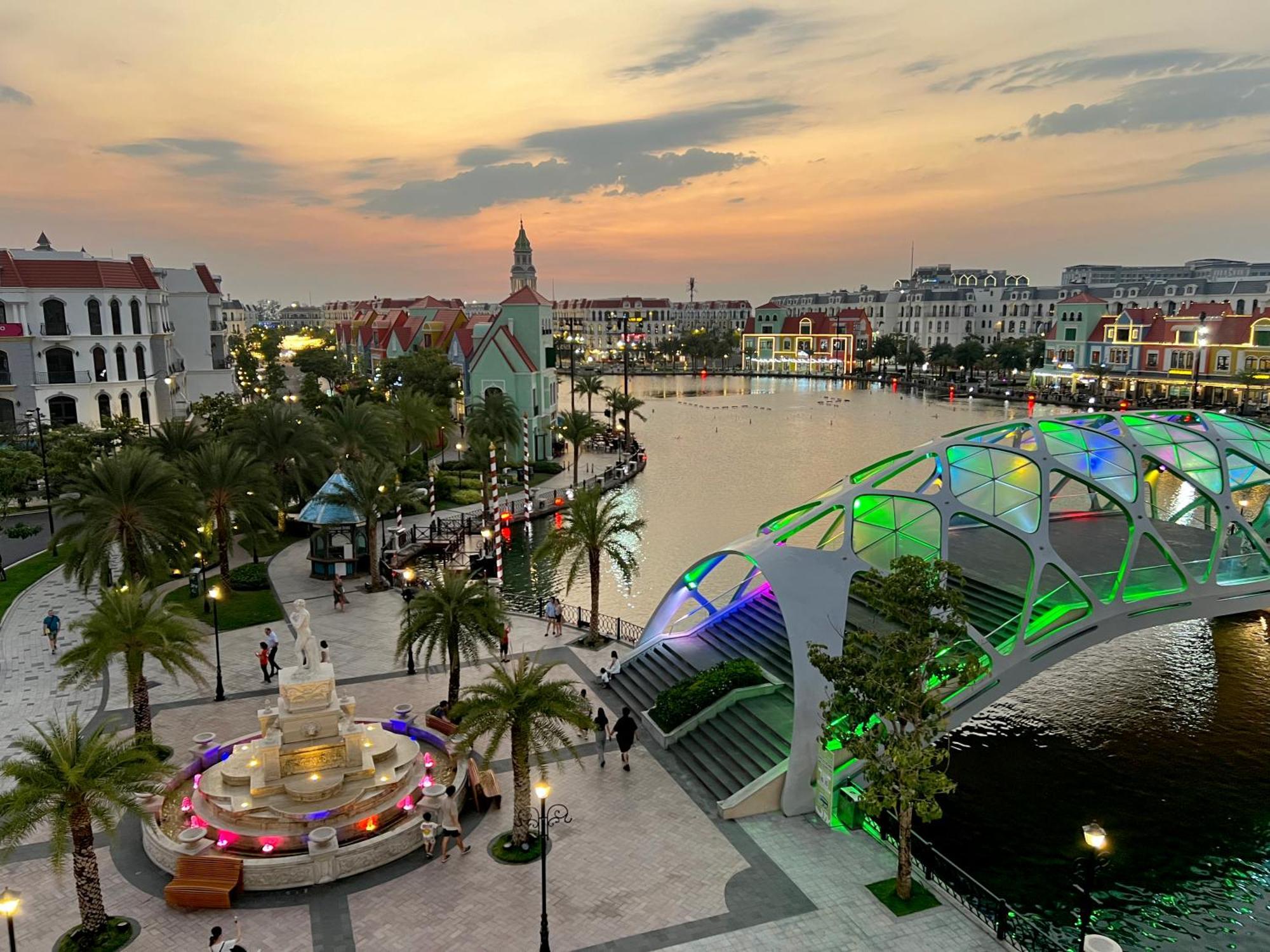 Legacy Hotel - Grand World Phu Quoc Buitenkant foto